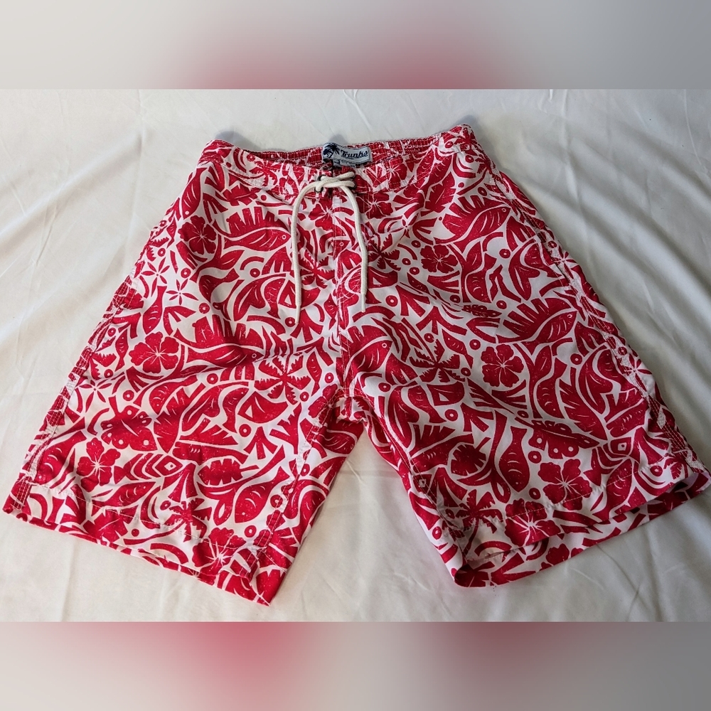 Trunks Surf and Swim Co. Men's Red White Tropical Print Swim Shorts Size Small